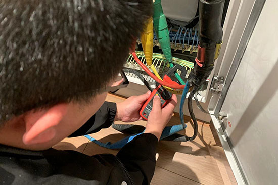 草莓APP黄下载電氣檢測